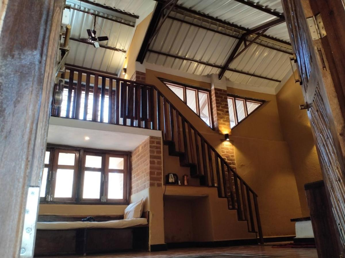 Surwahi Social Ecoestate Kanha Luaran gambar