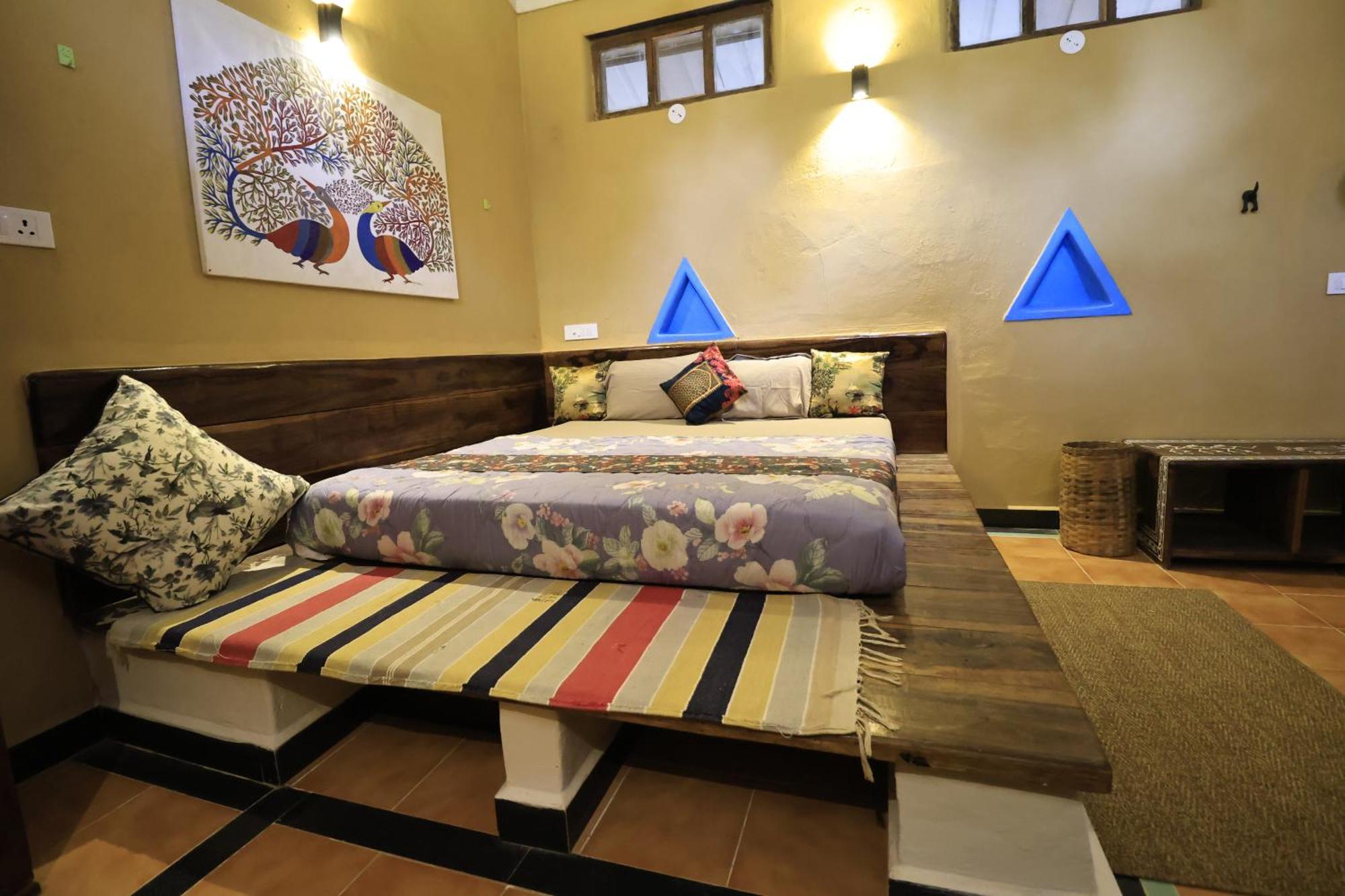 Surwahi Social Ecoestate Kanha Luaran gambar